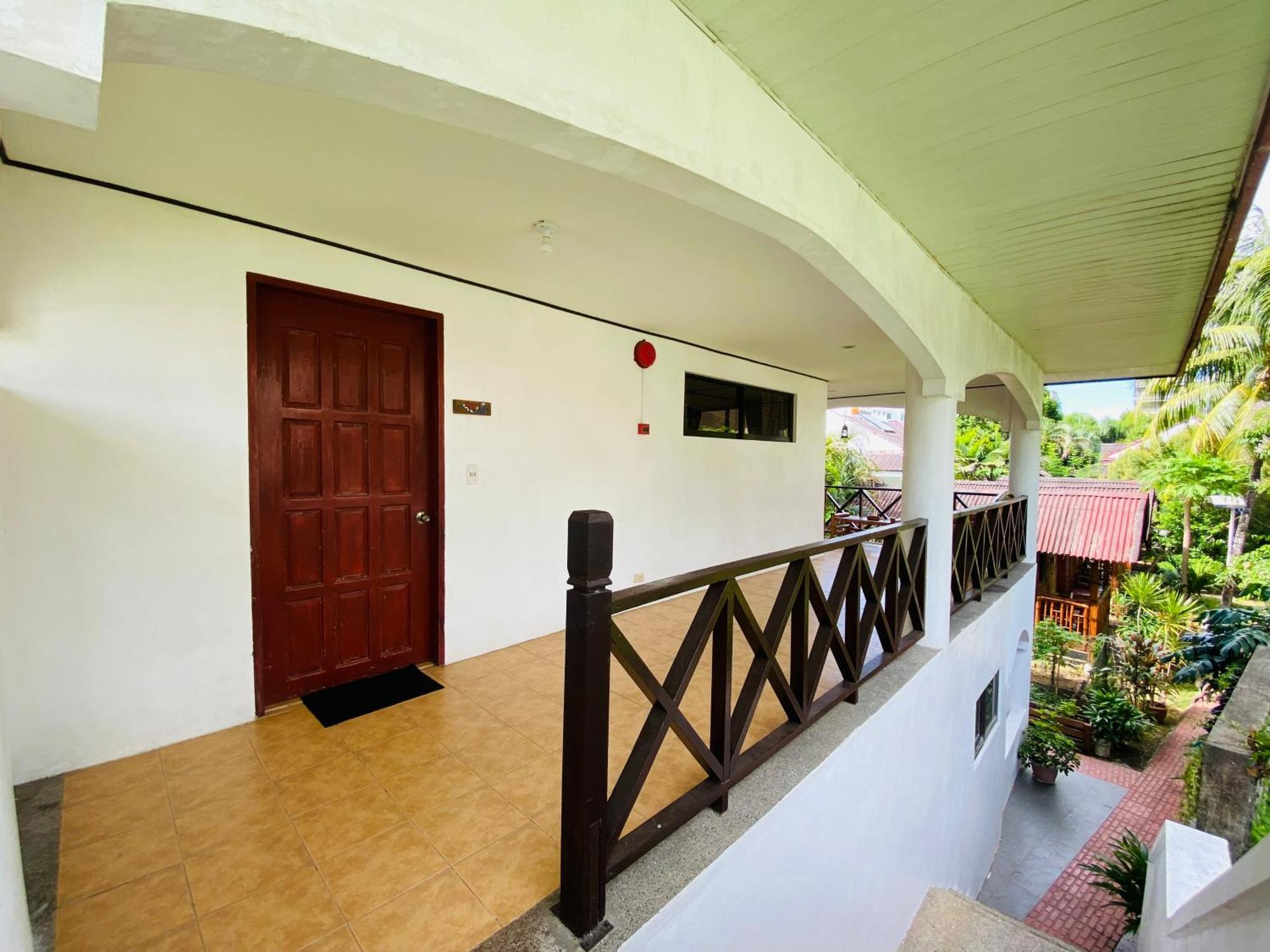Nirvana Beach Resort Balabag  Exterior photo