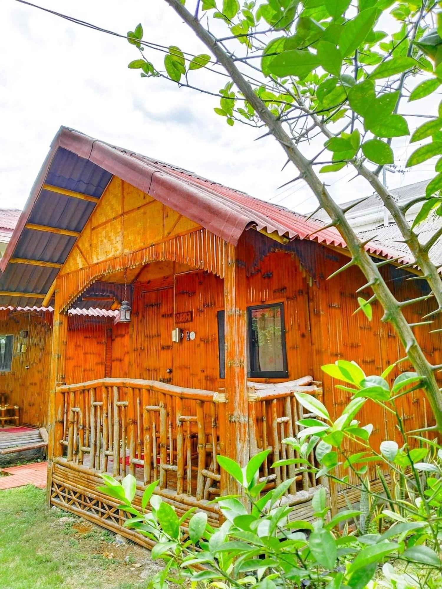 Nirvana Beach Resort Balabag  Exterior photo